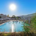 Village & - Adults Only Hotel