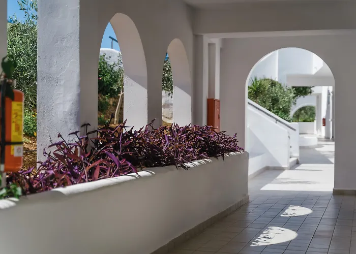 Village & - Adults Only 5* 린도스