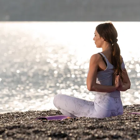 מלון Village & - Adults Only לינדוס