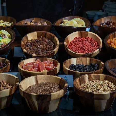 Village & - Adults Only לינדוס