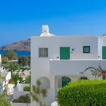 فندق Village & - Adults Only