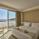 فندق Village & - Adults Only لينثوس